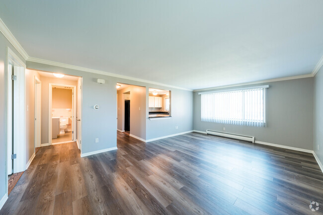 2BR, 1BA - 825 SF - Hartford Place Apartments