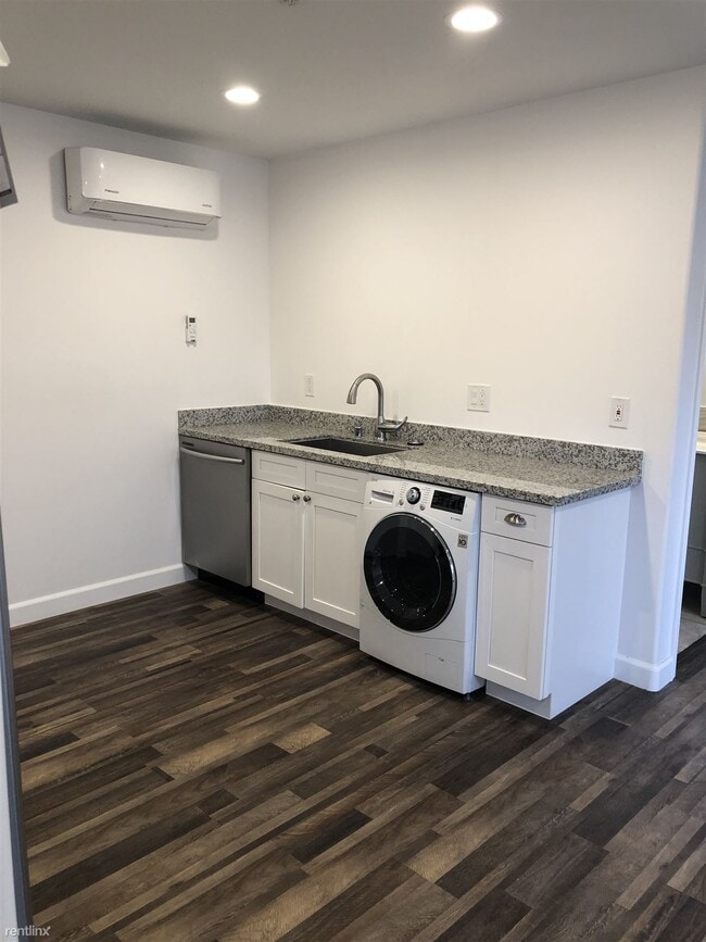 Foto del edificio - 2 br, 1 bath House - 881 South Bayshore Bo...