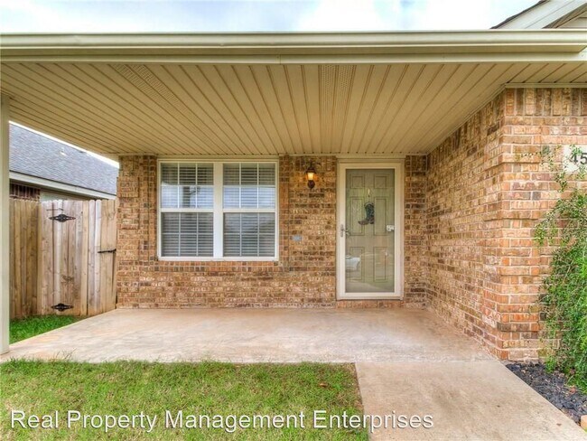 Building Photo - 3 br, 2 bath House - 4520 SE 80th St