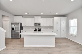 Building Photo - 23823 Cumberland Ridge Dr