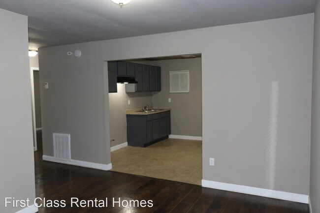 Building Photo - 3 br, 1 bath House - 1026 Matthews St