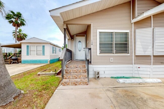 Building Photo - 518 W Clam Cir