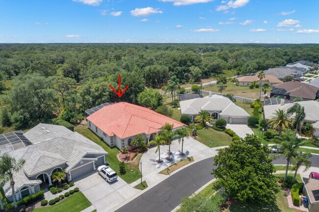 Foto del edificio - Stunning 5-Bedroom Pool Home in Gated Spyglass Community!