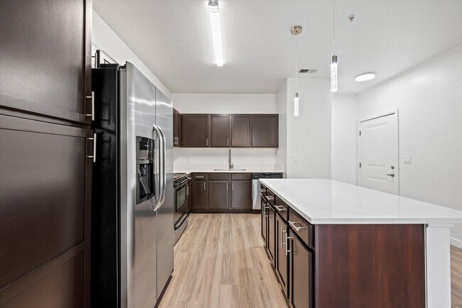 kitchen-4-park-hill-4000-1x1-a1-ash-d203-08-27-2026.jpg - Park Hill 4000
