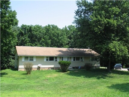 Primary Photo - 461-465 Little York Mt Pleasant Rd
