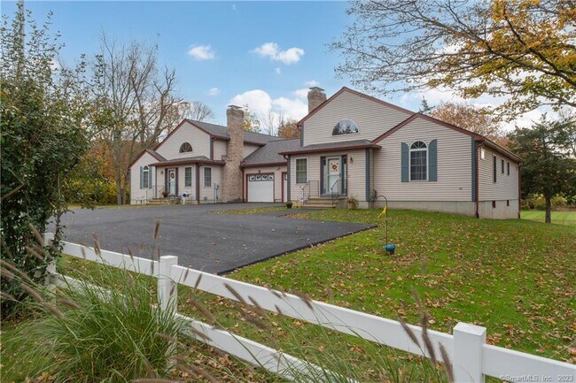 Building Photo - 121 Higganum Rd