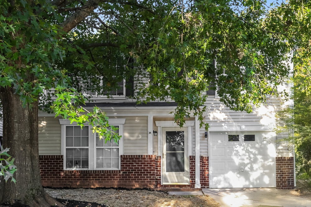 Foto principal - 2011 Dunsmore Ln