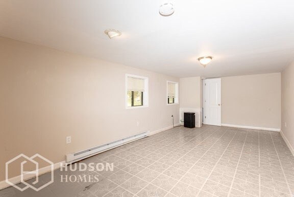 Building Photo - 143 Granite Rd