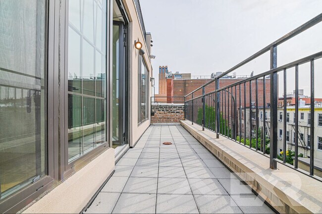 Foto del edificio - 304 Stockholm St