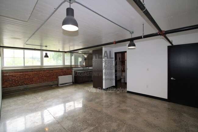 Foto del edificio - 710 Main St