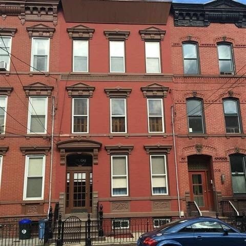 Foto principal - 1206 Park Ave