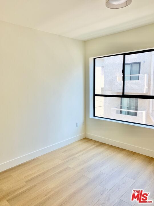 Building Photo - 1822 Overland Ave