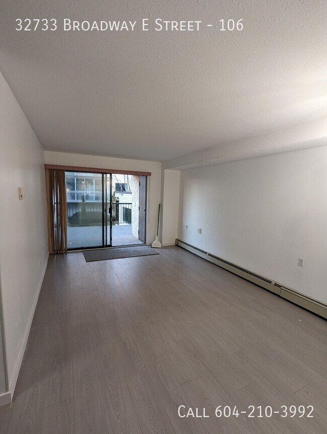 Photo du bâtiment - Central Abbotsford 1 Bedroom Condo