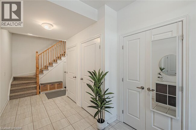 Building Photo - 77 Diana Ave