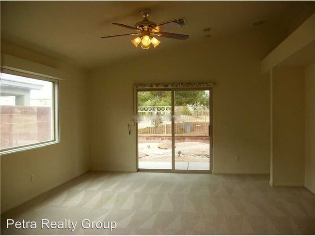 Building Photo - 3445 Blue Ash Ln