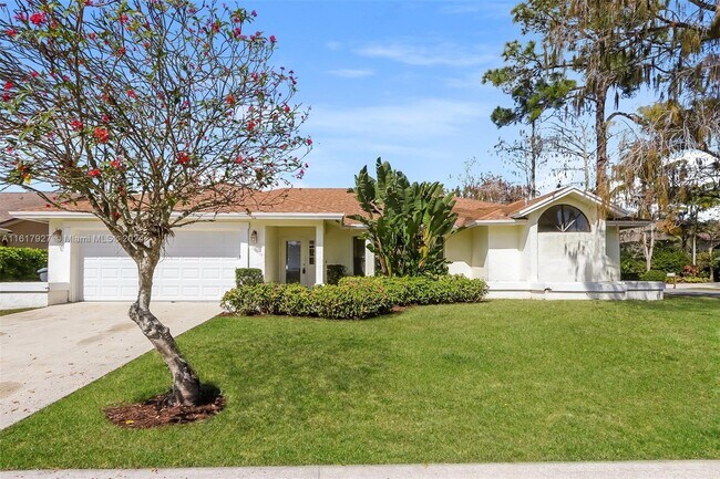 Building Photo - 14314 Flora Ln