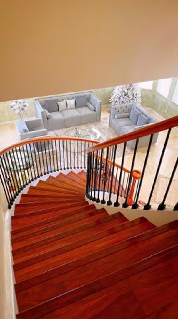 Foto del edificio - 6489 Marbletree Ln