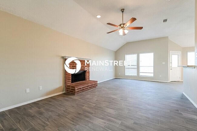 Foto del edificio - 4 Bedroom Pet-Friendly Home in Glenn Heights, TX with Main Street Renewal