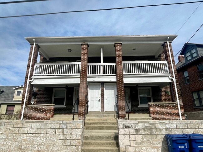 Building Photo - 102 E 4th Ave
