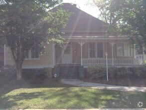 Building Photo - 703 N Toombs St
