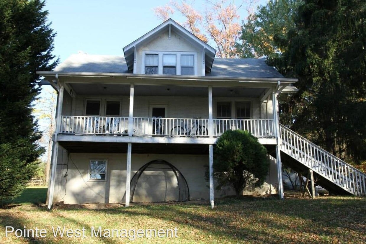 5 br, 3 bath House 3342 Yellow Sulphur Road House Rental in