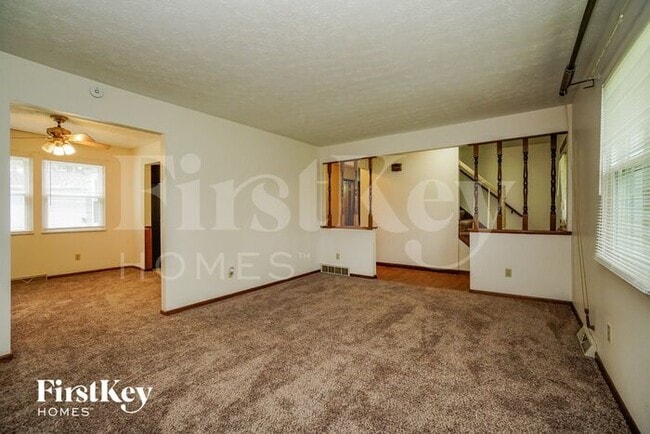 Building Photo - 116 Westview Dr