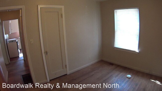 Building Photo - 2 br, 2 bath House - 323 34th St