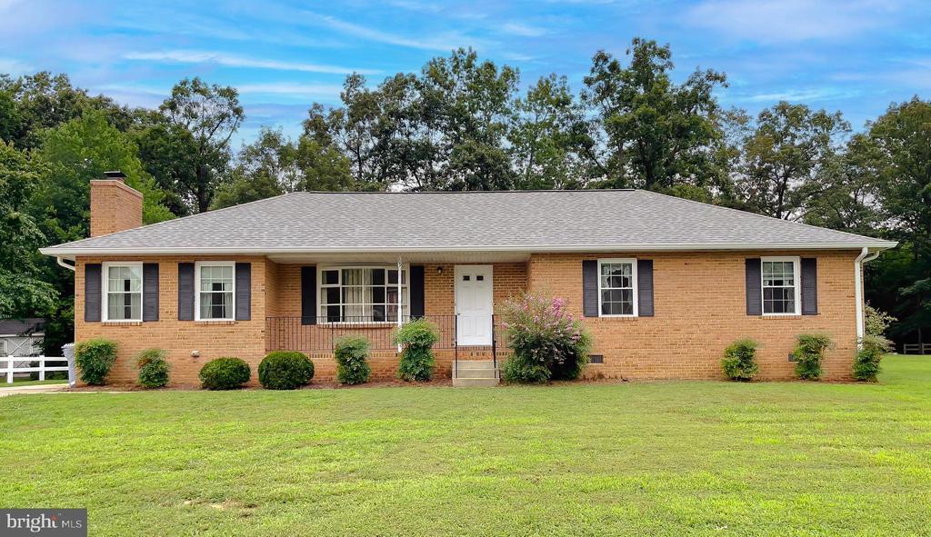 Primary Photo - 109 Morris Dr