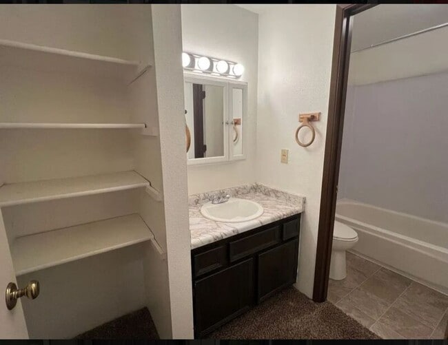 Photo - 19109 SE Yamhill St Apartment