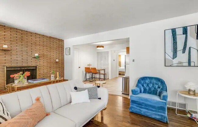 Foto del edificio - 210 36th St N