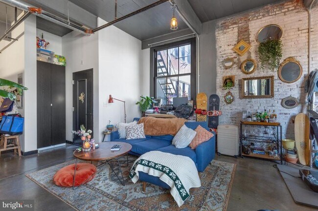 Foto del edificio - 1701 Tulip St