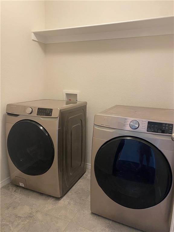 Foto del edificio - 414 Woodcreek St