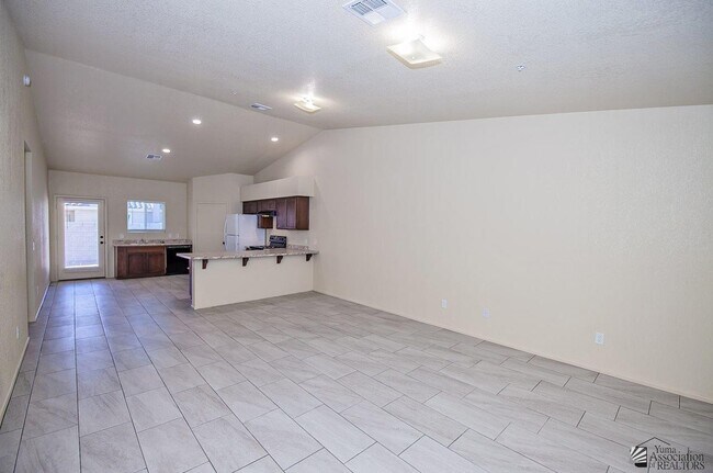 Foto del edificio - 7277 E 38th Ln