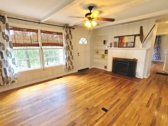 Foto del edificio - 829 Texas Ave