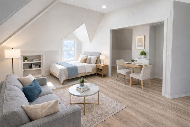 Building Photo - 1106 Becker Ave SW