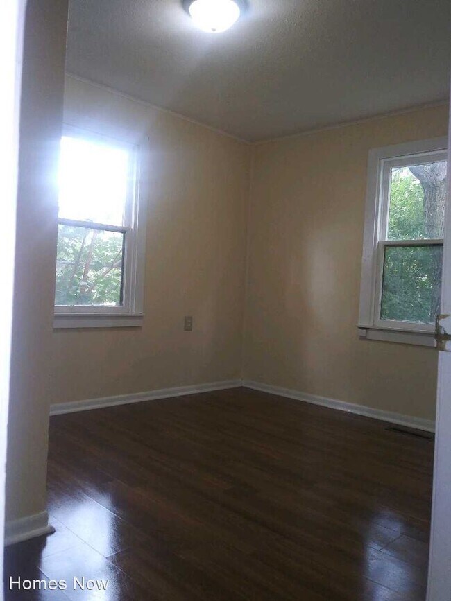Foto del edificio - 3 br, 1 bath House - 3420 Sunnyside