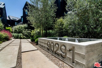 Building Photo - 1813 Penmar Ave