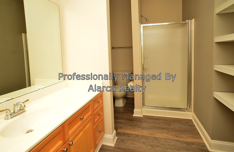 789 Peninsula Dr, Davidson, NC 28036 Condo for Rent in Davidson, NC