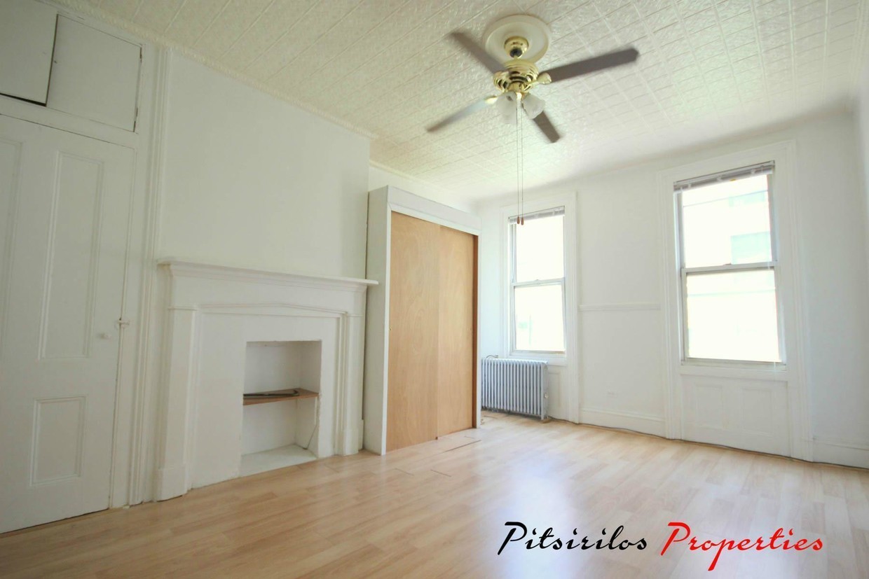 Primary Photo - 205 North 5th Street