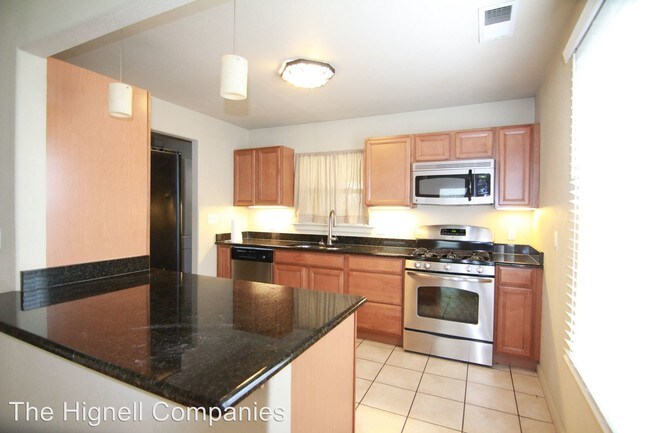 Building Photo - 3 br, 2 bath House - 823 Oak Lawn Ave.