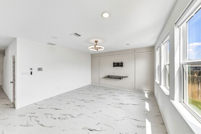Building Photo - The Home You Will Be Happy to Come Home To.