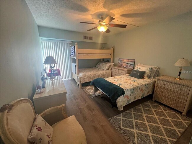 Foto del edificio - 855 Bayway Blvd