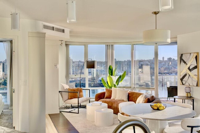 Building Photo - 918 Cooperage Way