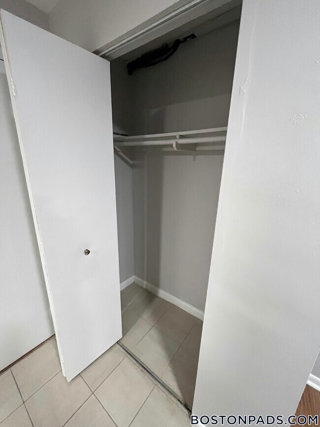 Foto del edificio - 230 Babcock St