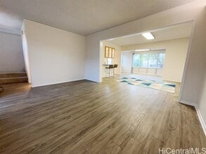 Building Photo - 98-931-931 Noelani St