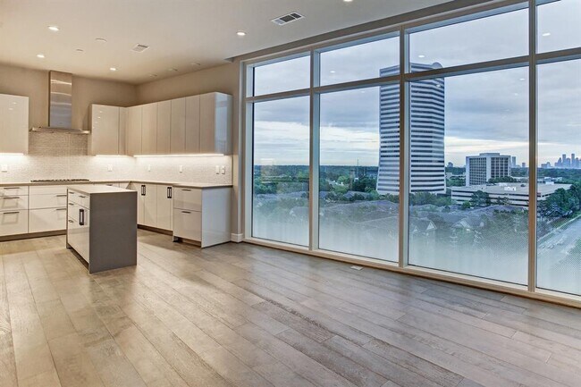 Foto del edificio - 4521 San Felipe St
