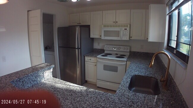 Foto del edificio - 2807 Veronia Dr