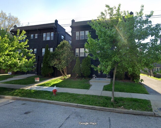 Building Photo - 1284 Cove Ave