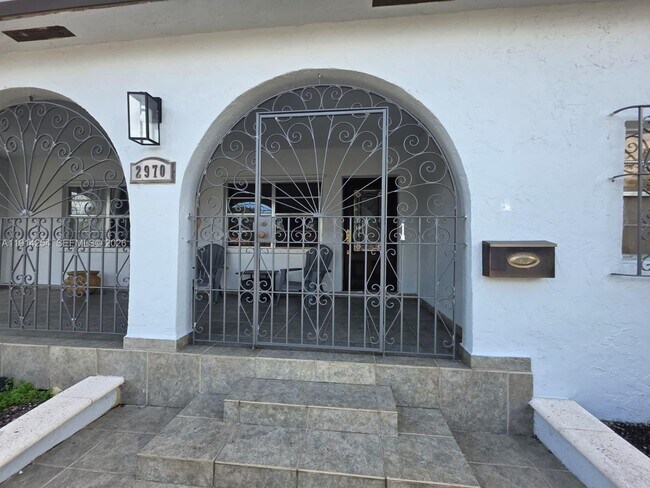 Foto del edificio - 2970 SW 17th St