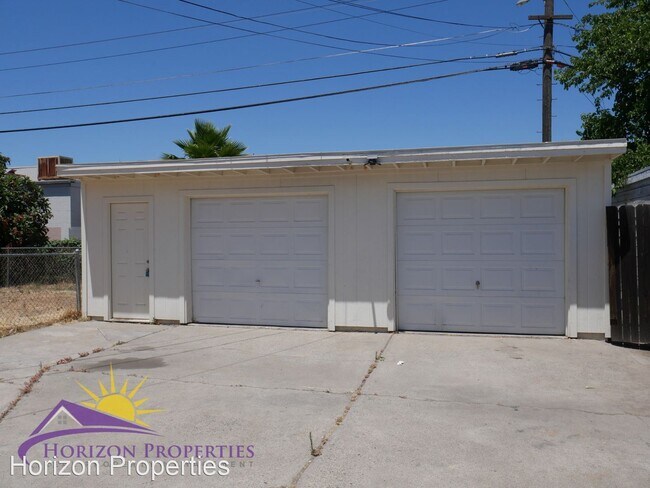 Building Photo - 2 br, 1 bath House - 381 Las Palmas Ave